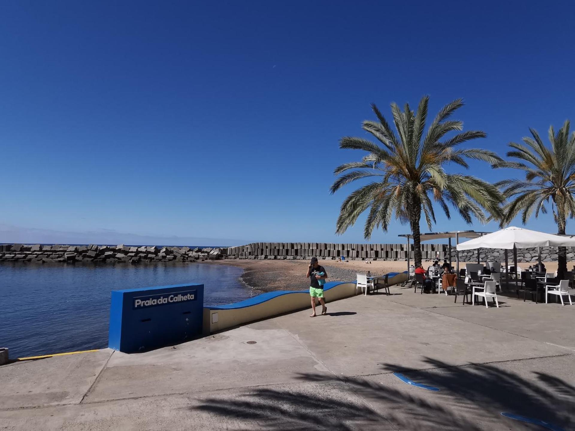 Chale Esmeralda - Charming Studios In Calheta Beach Exterior photo